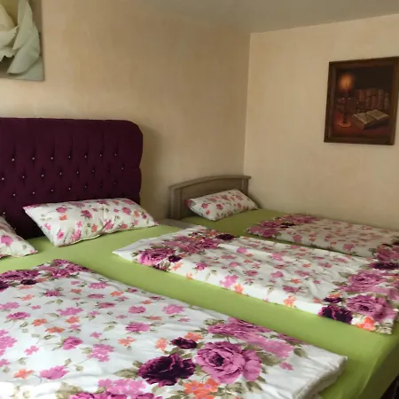 Gastezimmer Altenhof Apartament *